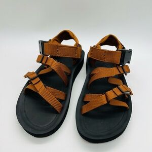 Teva Alp Premier Sandals Men’s Size 9 Carmel Color